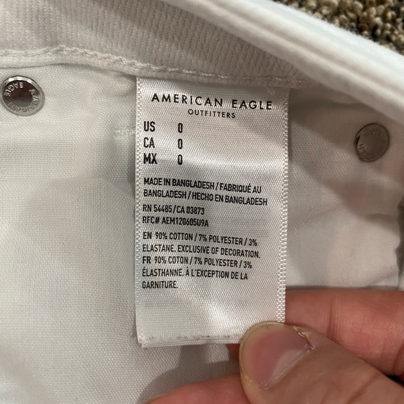 American Eagle white jean shorts - Picture 3 of 5